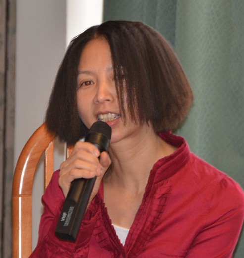 中国艺术家阿覃。